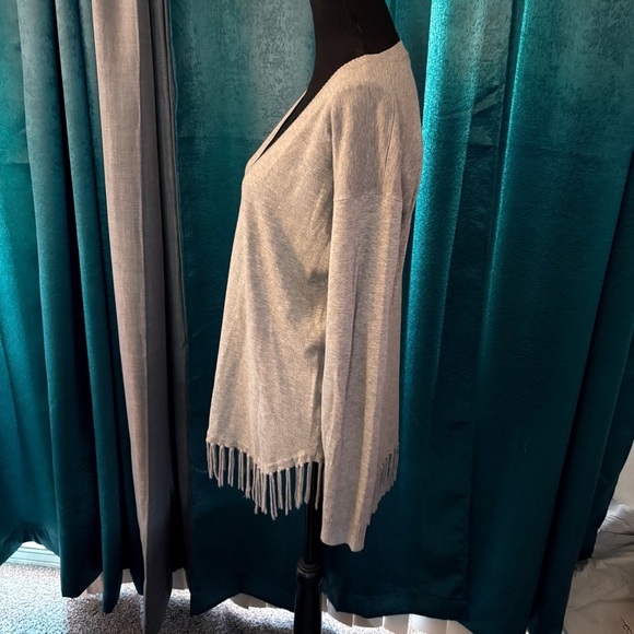 Central Park West Revolve Patagonia fringe sweater sz Large - Picture 4 of 8